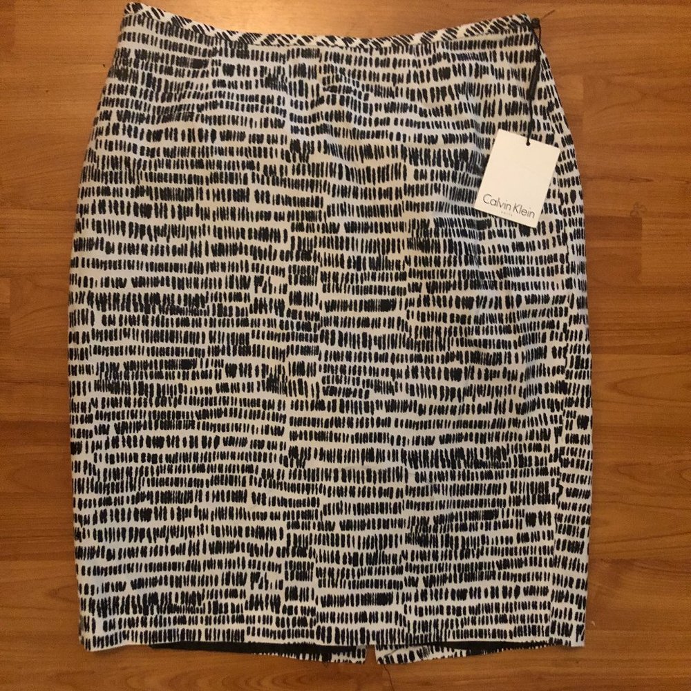 Black and White Calvin Klein Pencil Skirt